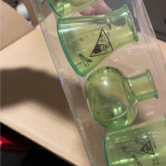 Marvel Invincible Loot Crate Box - Picture 6 of 6